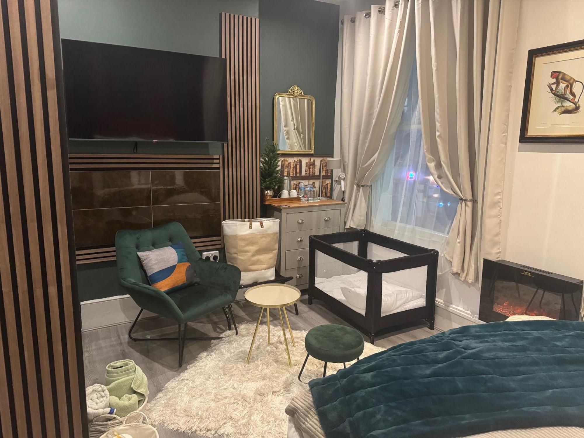 Gasthof Aimi Luxury Living London